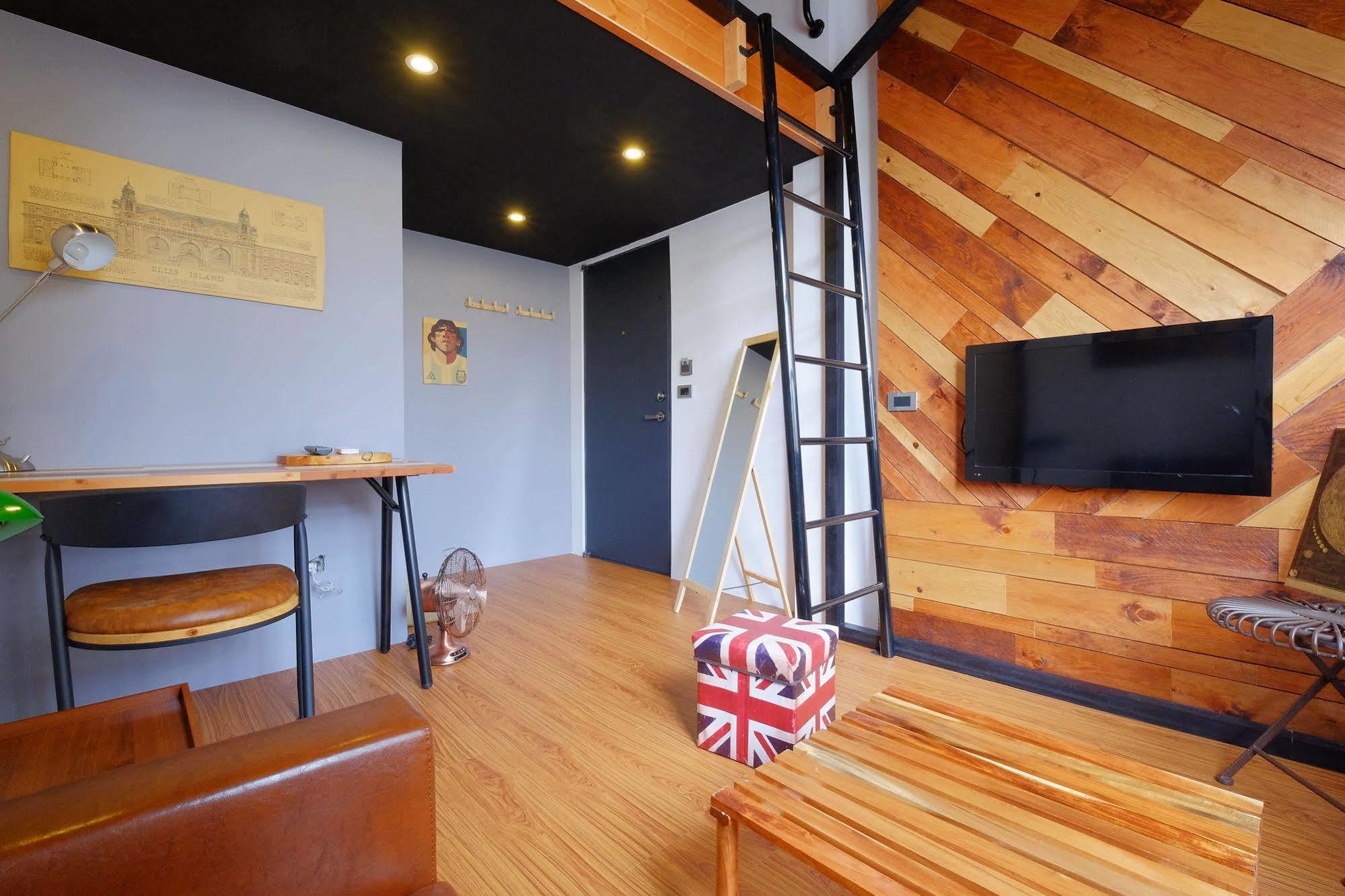 Loft Wo Design Inn Tainan Exterior foto